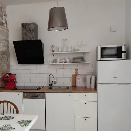 With Parking Space Janjina, Peljesac - 21984 דירה