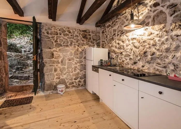 Appartamento With Parking Space Janjina, Peljesac - 21984 *